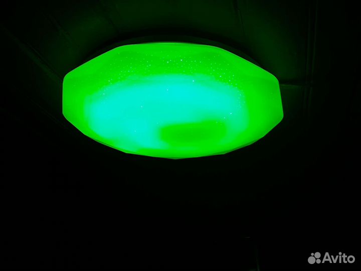 Потолочно-настенный светодидный светильник