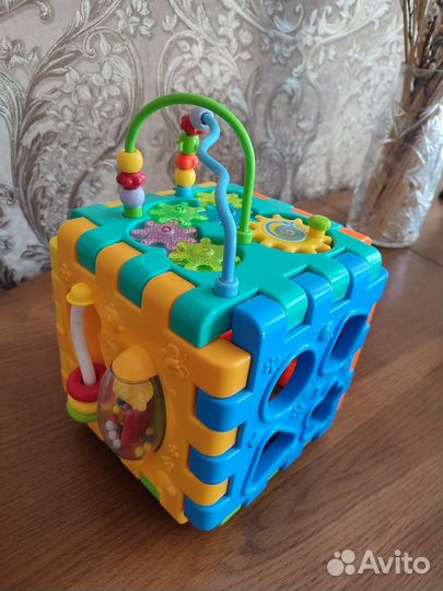 Развивающий кубик