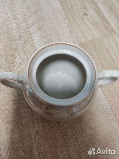 Чайники и сахарница фарфор СССР