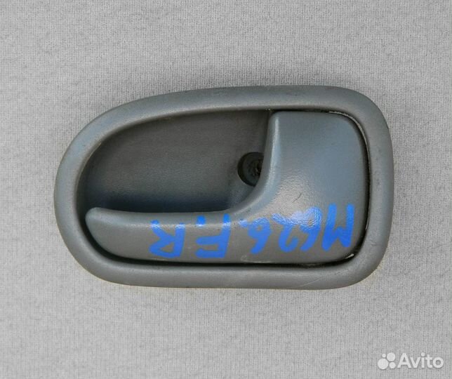 Ручка двери внутренняя правая Mazda 626 GE