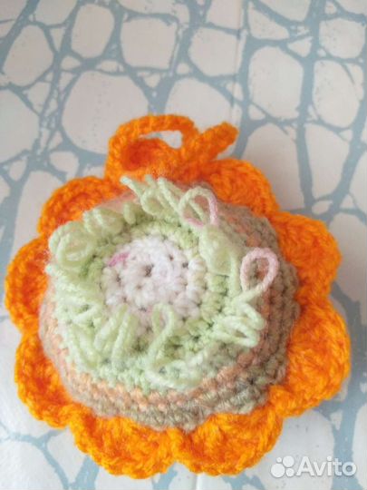 Вязаные сувениры (цветочки)