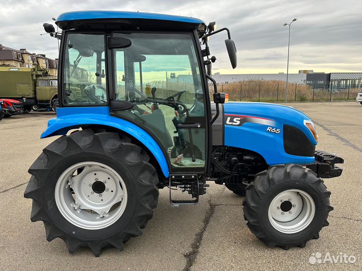 Мини-трактор LS R65 GEAR Cabin, 2024