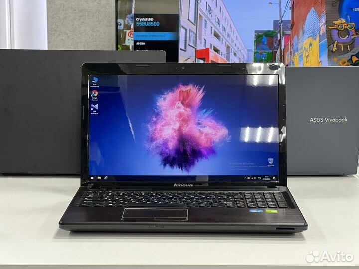 Шустрый ноут 8G озу SSD256g GeForce 2G Металл