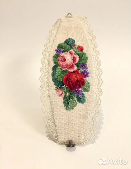 Вышитый браслет- манжета