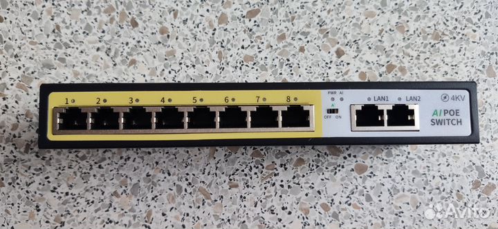 Коммутатор с POE портами 8POE+2LAN