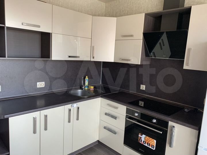 1-к. квартира, 38 м², 2/10 эт.