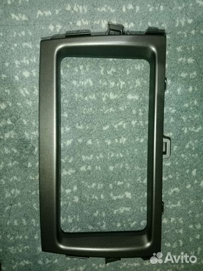 Рамка автомагнитолы