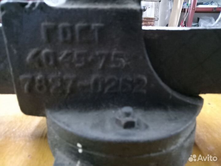 Тиски тисы слесарные СССР