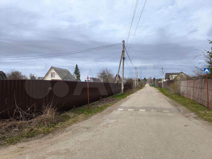 Дача 20 м² на участке 6,4 сот.