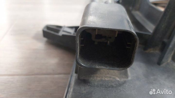 Вентилятор охлаждения радиатора Bmw Е60 Е61 Е63