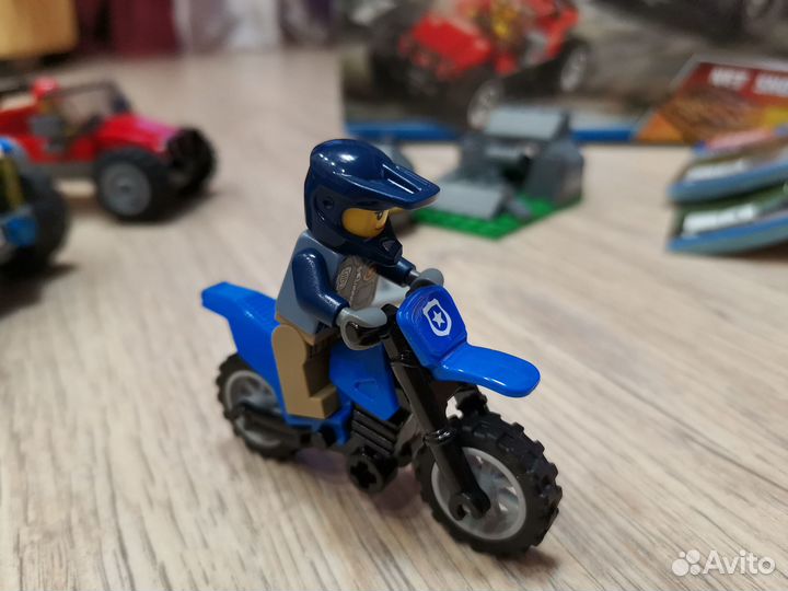 Lego City 60172 Погоня по грунтовой дороге
