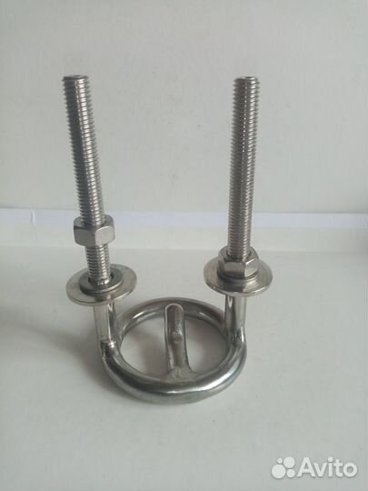 Рым буксировочный