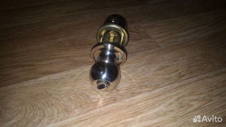 Ручка дверная межкомнатная