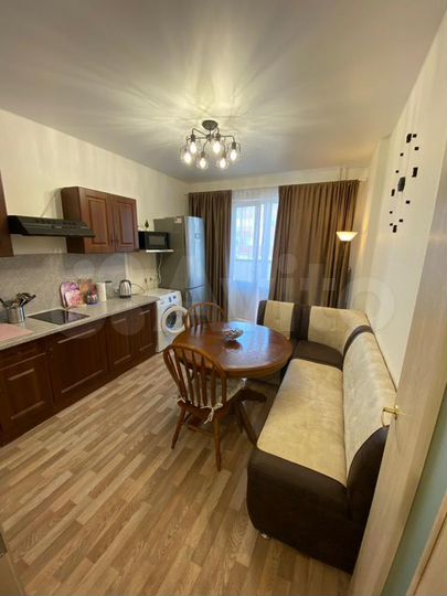 1-к. квартира, 38 м², 3/5 эт.