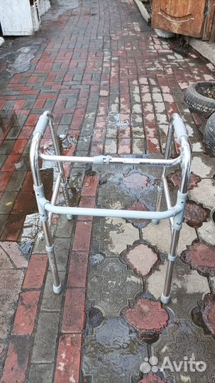 Ходунки для взрослых