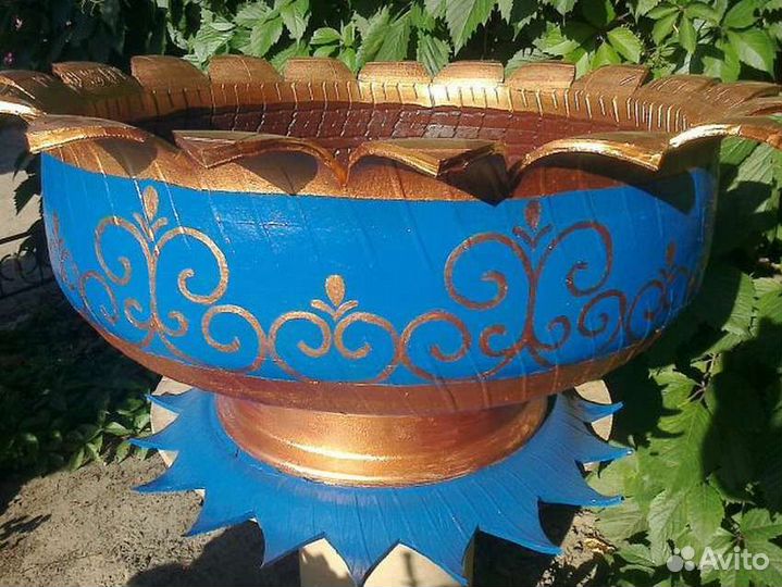 Клумба из покрышек