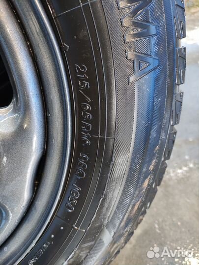 Yokohama Ice Guard IG50 215/65 R16 98