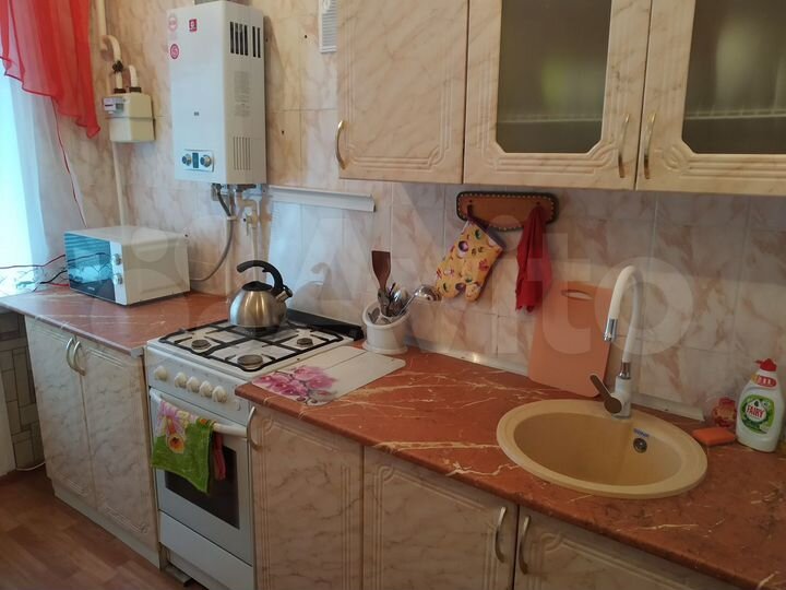 2-к. квартира, 52 м², 1/5 эт.
