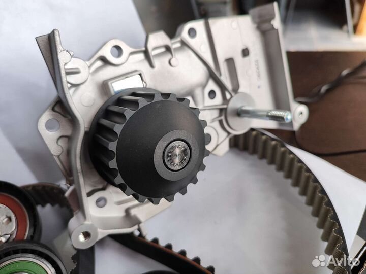 Грм renault K4M усиленный с помпой GMB