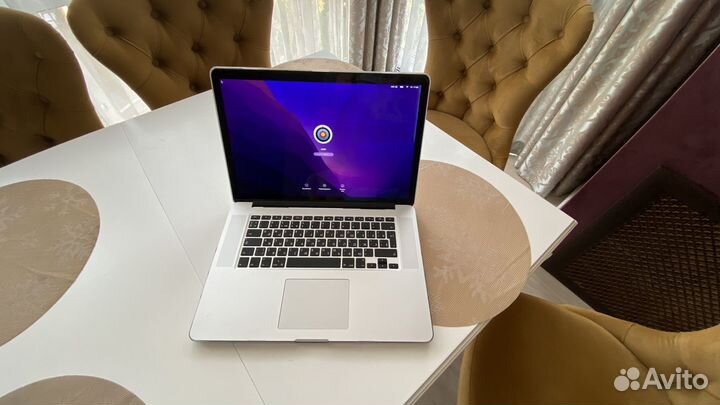 Apple MacBook Pro 15 2015 i7 16gb 500gb ssd