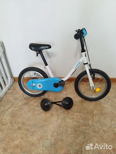 Велосипед детский четырехколесный