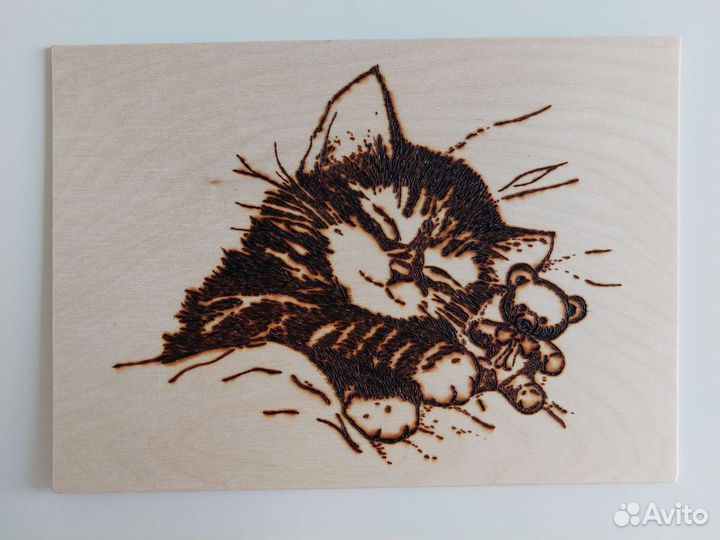 Картина на дереве Вишни Кот