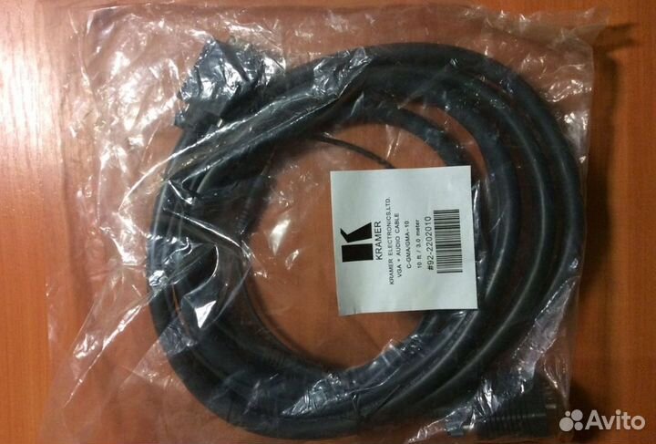 Кабель vga + audio mini jack 3,5 (3 метра)