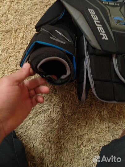 Вратарский нагрудник bauer