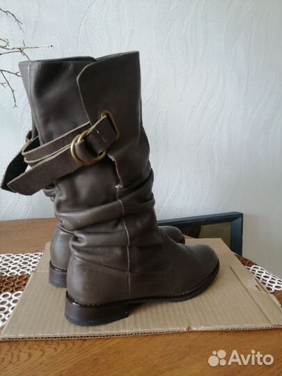 Казаки женские демисезонные 39 Zara