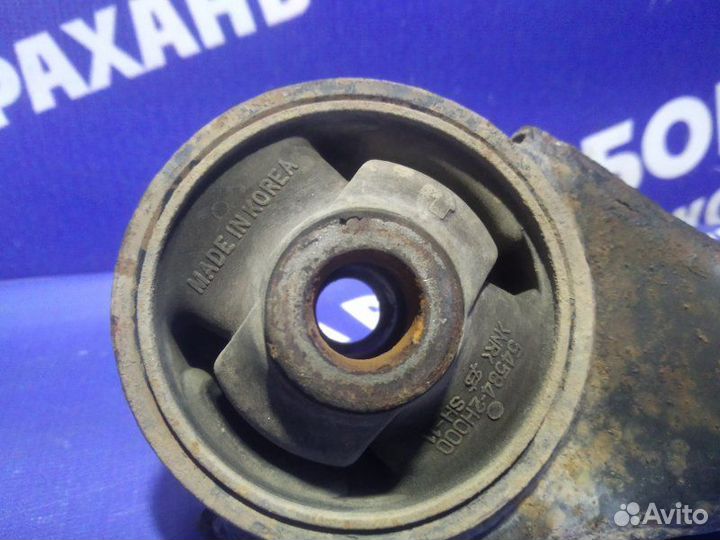 Передний левый рычаг Kia Cerato Koup купе G4KD