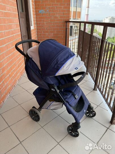 Прогулочная коляска chicco