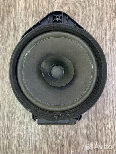 Динамик задний правый Opel Astra J универсал 2012