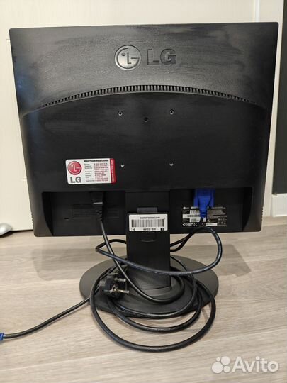 Монитор для компьютера LG flatron E1910S-BN