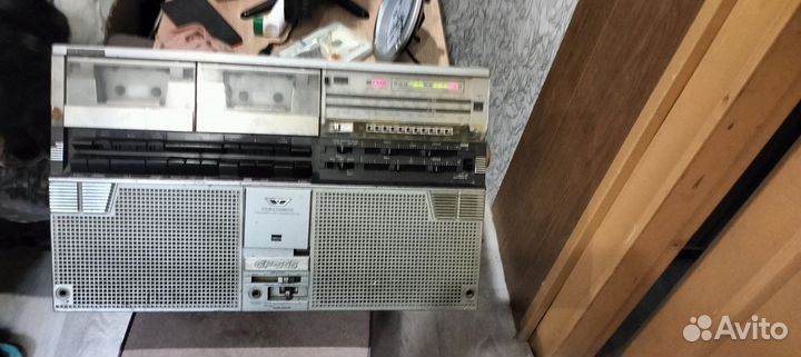 Магнитофон sharp gf 555