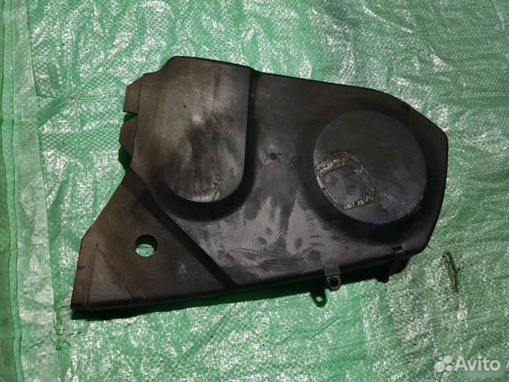 Крышка ремня грм Volkswagen Passat B4 2.0L 1996