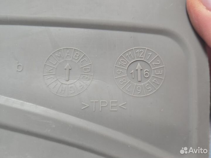 Britax коврик под автокресло