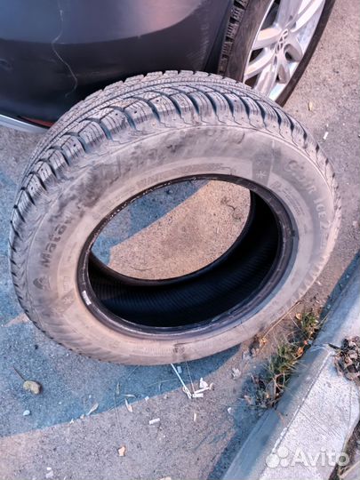 Matador MP 50 Sibir Ice 2 215/65 R16 102T