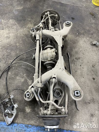 Задний мост на мерседес 211 3.2