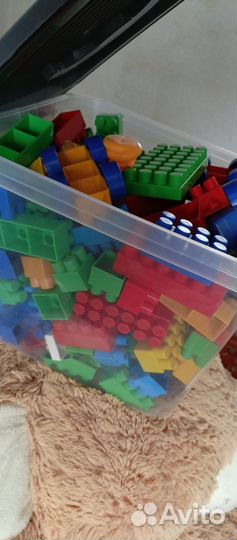 Конструктор для детей. Игрушки