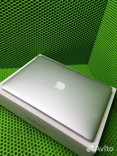 Apple MacBook Air 13 2019 (23402)