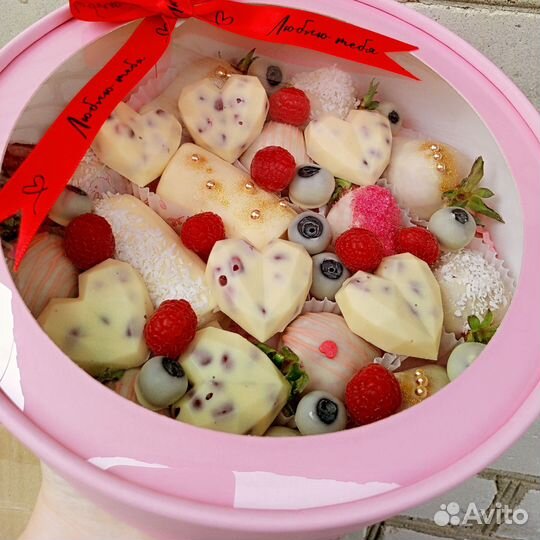 Сладкий букет из шоколада