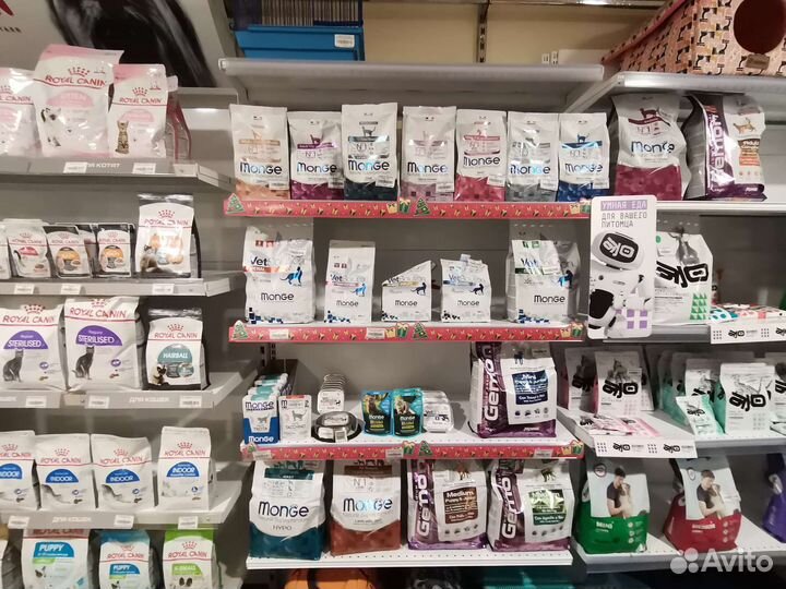 Корма для собак и кошек