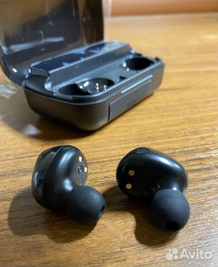 Беспроводные наушники + повербанк новые