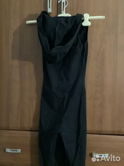 Комбинезон спортивный с капюшоном