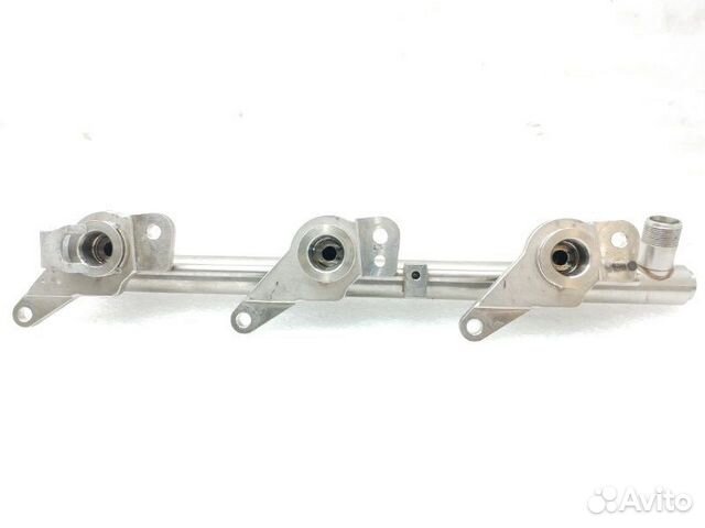 Топливная рейка (рампа) Mercedes-Benz Cls-Class