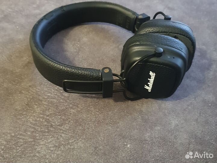 Bluetooth-гарнитура Marshall Major IV черный