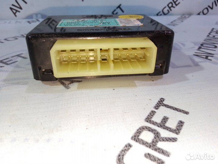 Блок управления светом Kia Rio 3