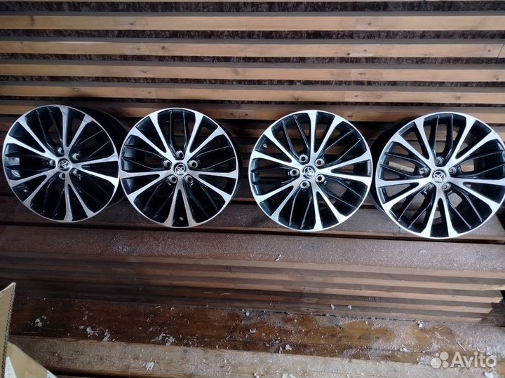 Диски для Toyota Camry V70 V75