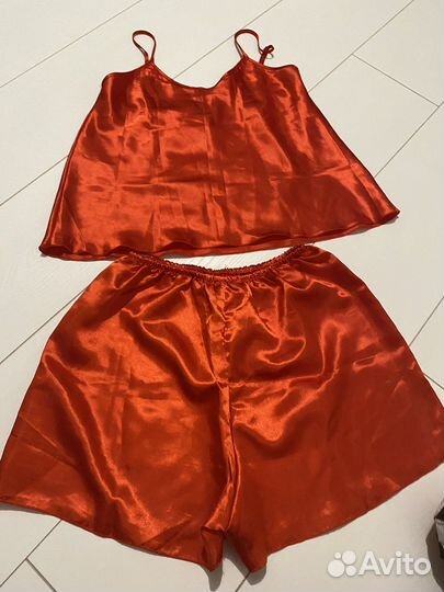 Вещи 42 размер