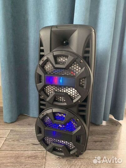 Блютуз колонка